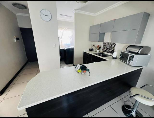 3 BEDROOM TOWNHOUSE FOR SALE IN HALFWAY GARDENS